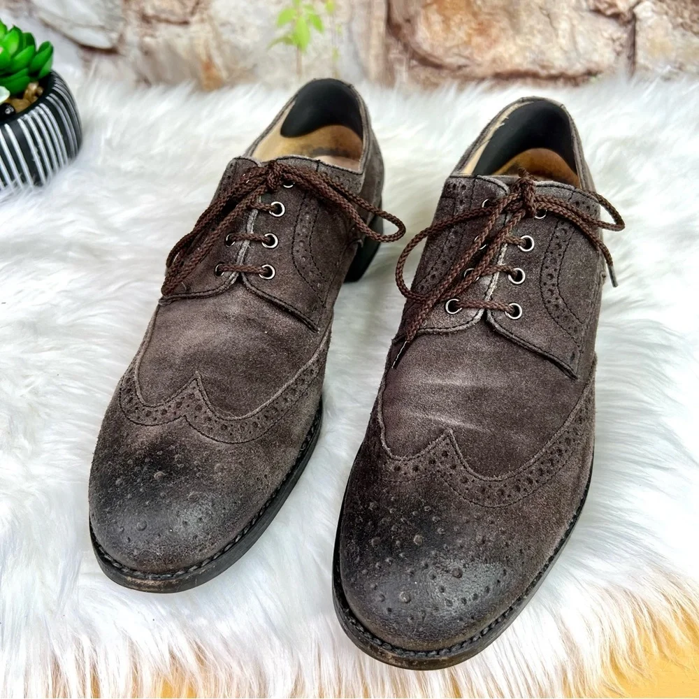 RED BY SAKS FIFTH AVENUE Men's Classic Brown Suede Lace-Up Wingtip Oxfords, 8.5